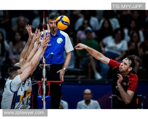 南安联与查尔顿激战正酣比赛结果揭晓引发热议